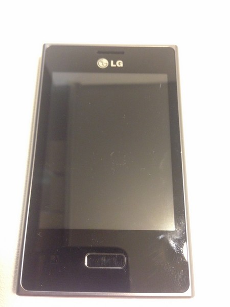 LG E400.jpg