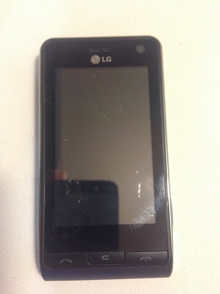 LG KU990.jpg