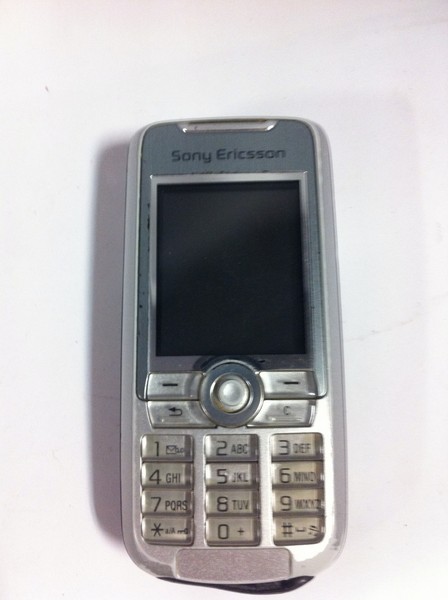 Sony Ericsson K700i.JPG